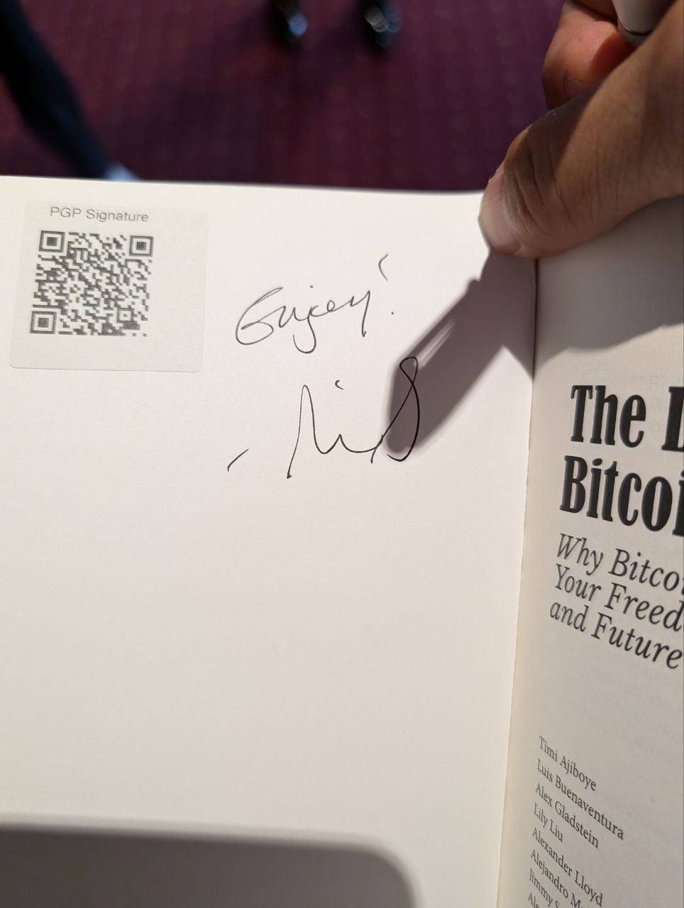 Signed autograph fadd0ab531599e4a