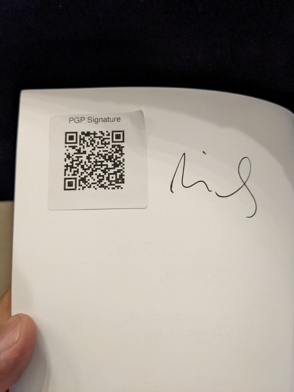 Signed autograph fb268c8330793e75