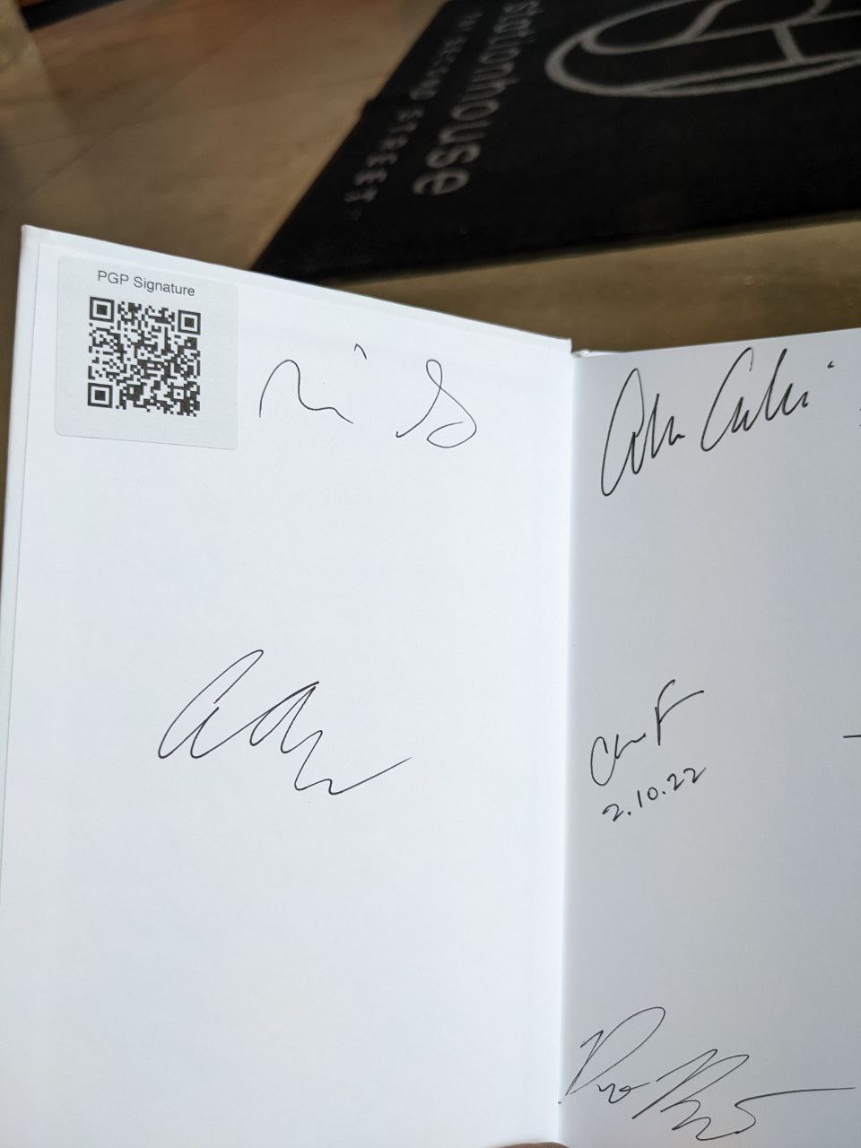 Signed autograph fc2194b79b5fb6a7