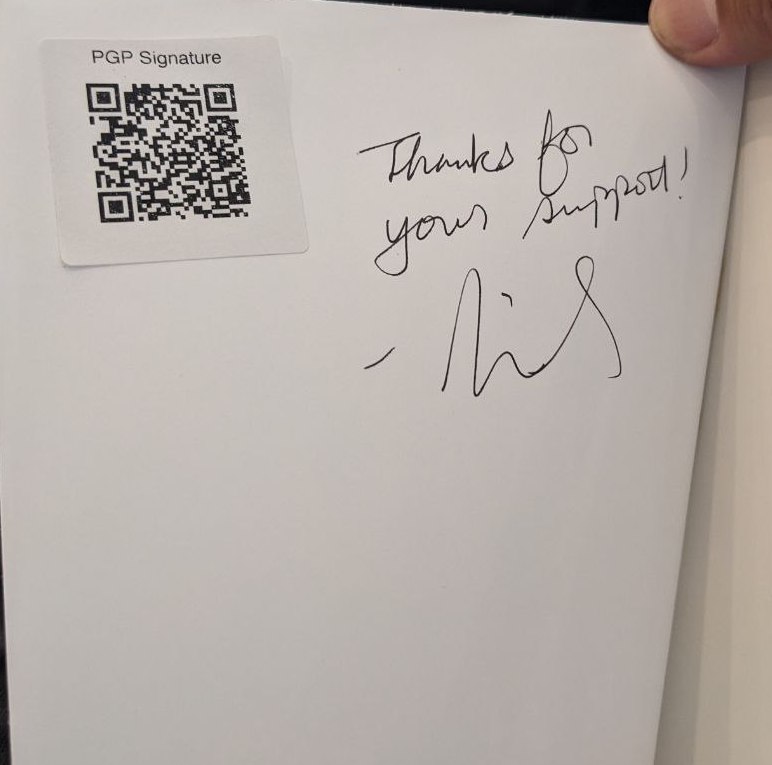 Signed autograph fc32d09468e799ce