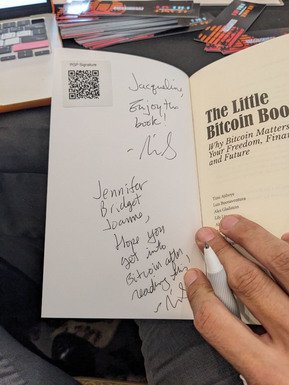 Signed autograph fc4efb2884f8c907