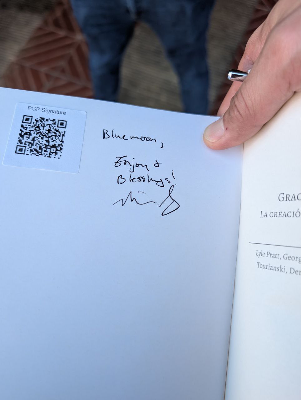 Signed autograph fe17000666bb1dd8