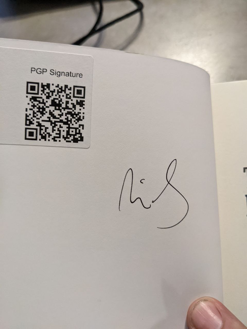 Signed autograph ff4bc37f7e7366fb